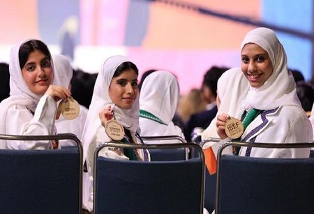 Saudi Students Win 114 Awards at International Science & Tech Competitions